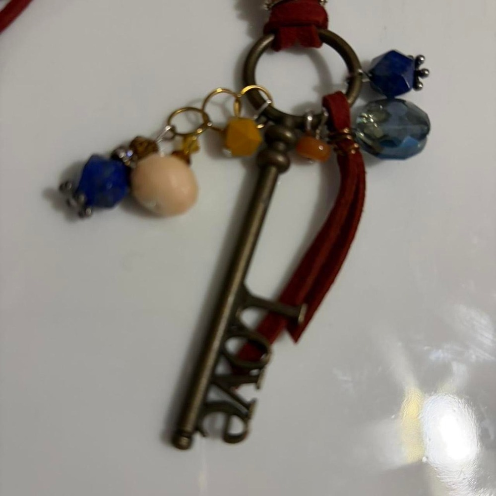 Handmade Boho Layered Burgundy Suede Choker Necklace Love Key Pendant Antique - Picture 7 of 7